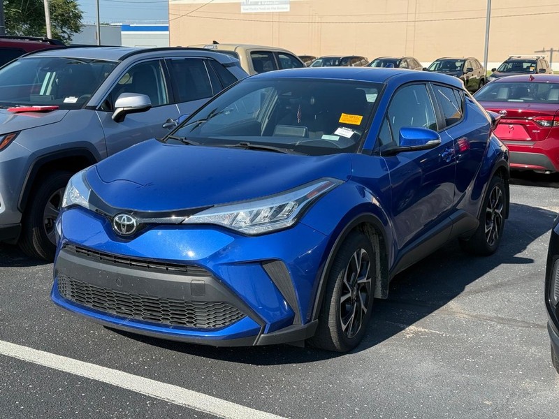 Toyota C-HR Vehicle Image 02