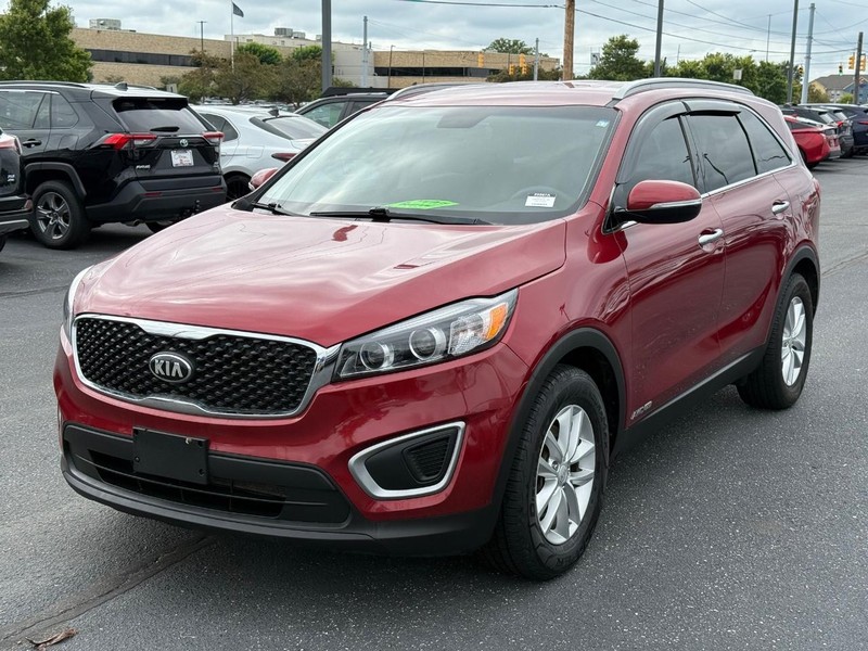 Kia Sorento Vehicle Image 08