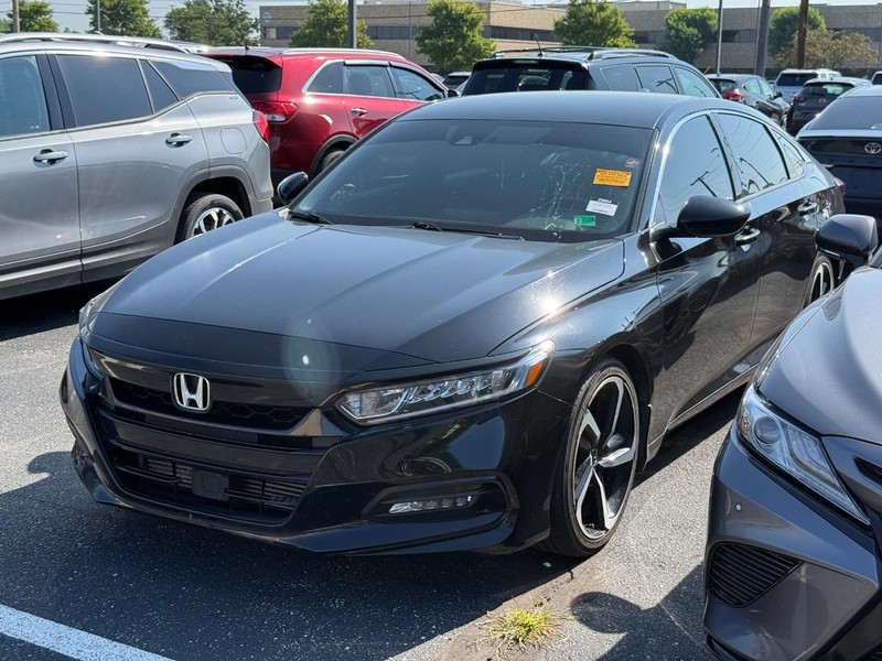 Honda Accord Sedan Vehicle Image 02