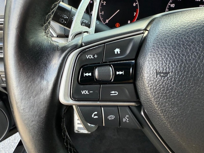 Honda Accord Sedan Vehicle Image 13