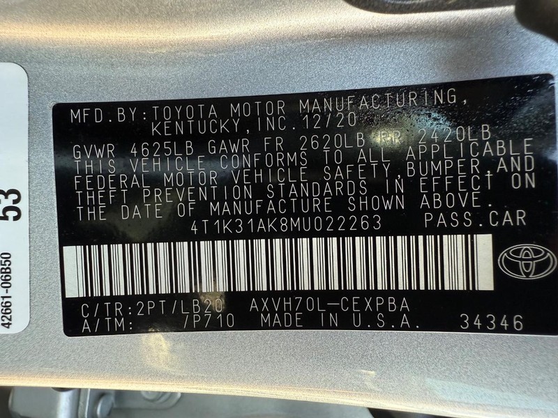 Toyota Camry Hybrid Vehicle Image 28