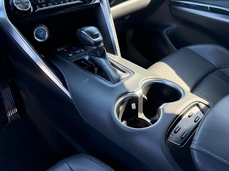 Toyota Venza Vehicle Image 21