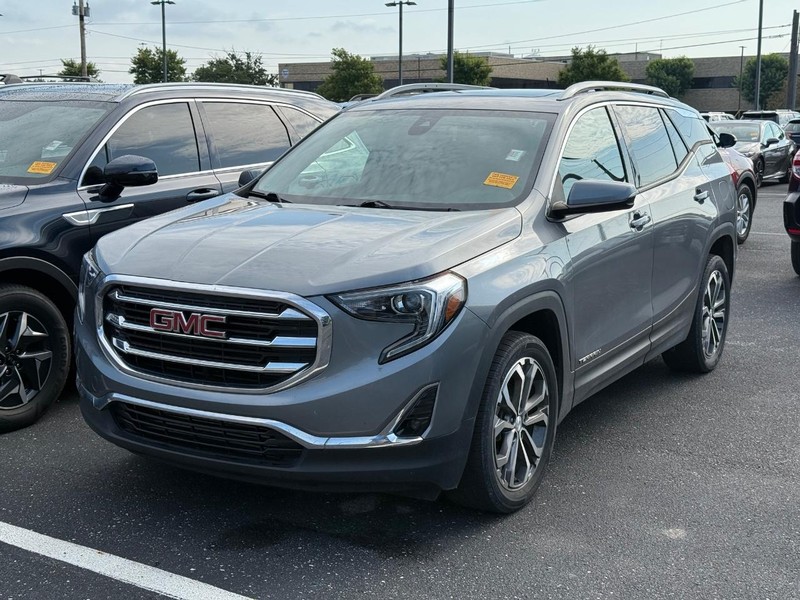GMC Terrain Vehicle Image 02