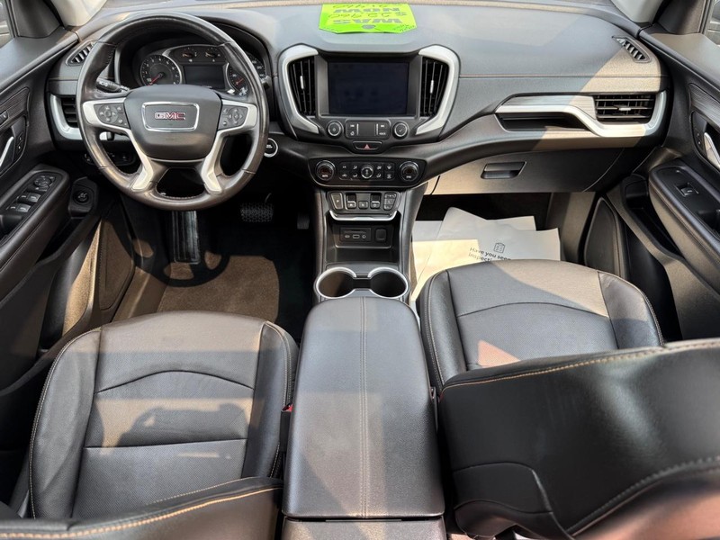 GMC Terrain Vehicle Image 13