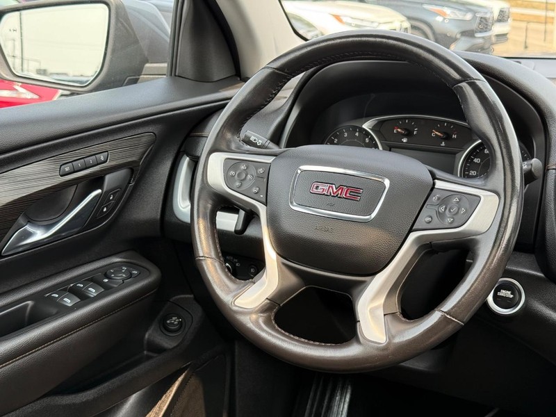 GMC Terrain Vehicle Image 14