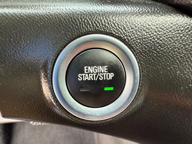 GMC Terrain Vehicle Image 17