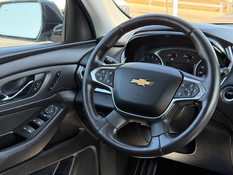 Chevrolet Traverse Vehicle Image 15