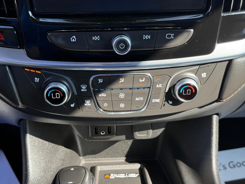 Chevrolet Traverse Vehicle Image 22