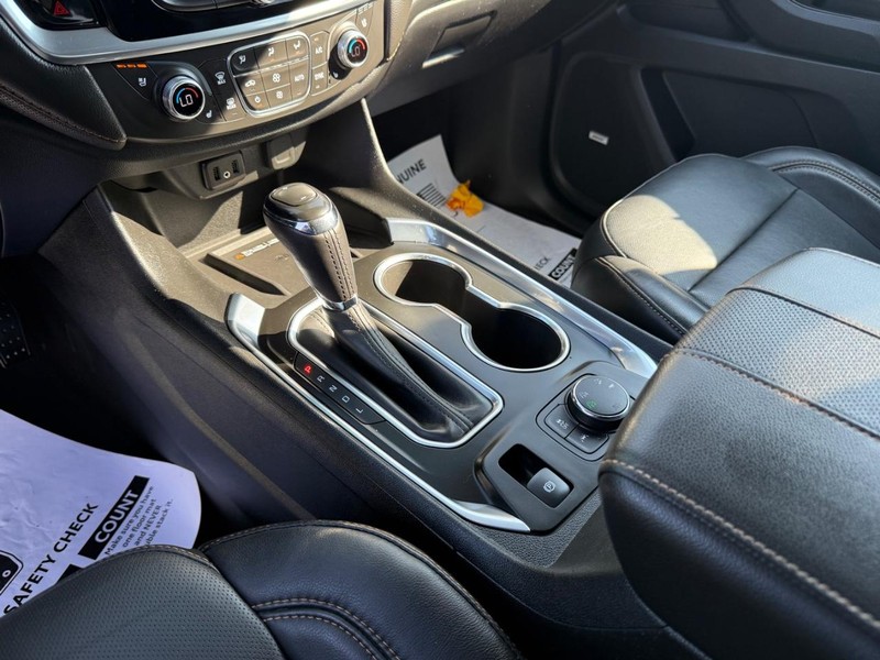 Chevrolet Traverse Vehicle Image 23