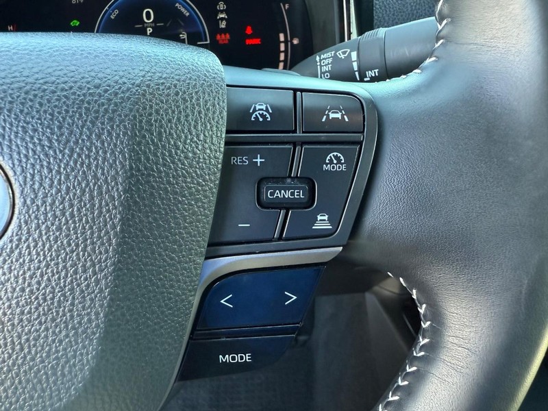 Toyota Camry Vehicle Image 14