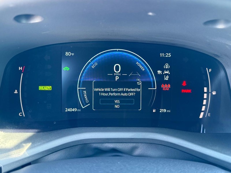 Toyota Camry Vehicle Image 21