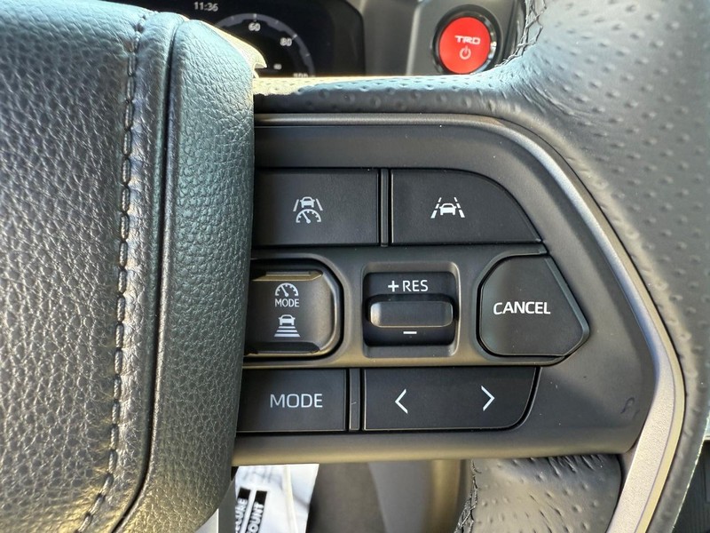 Toyota 4Runner Vehicle Image 09