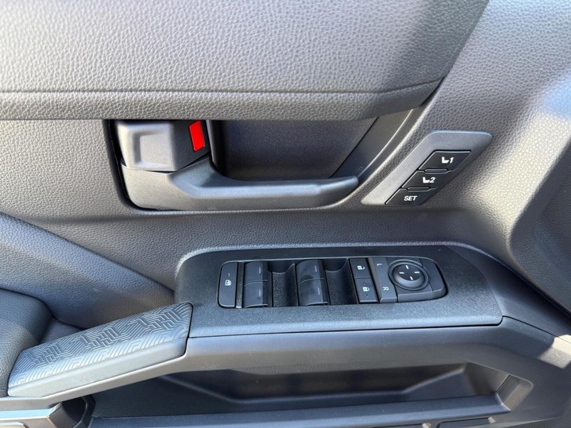 Toyota 4Runner Vehicle Image 20