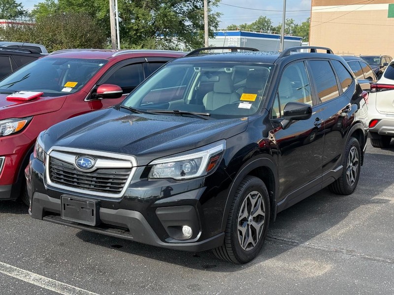 Subaru Forester Vehicle Image 02