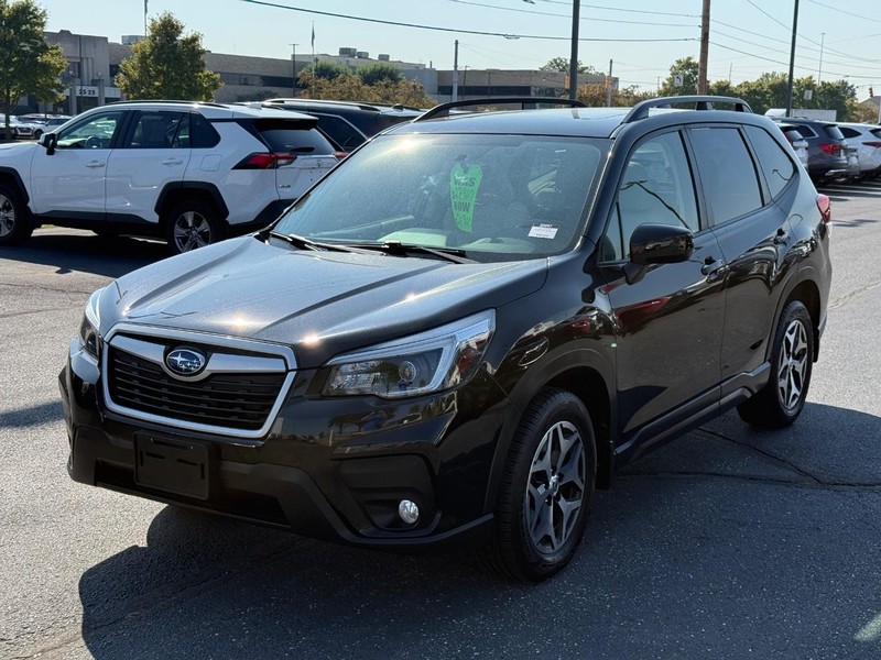 Subaru Forester Vehicle Image 09