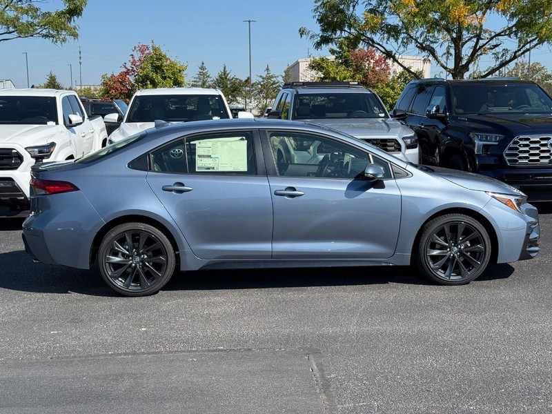 Toyota Corolla Vehicle Image 02
