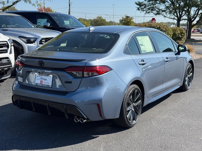 Toyota Corolla Vehicle Image 03