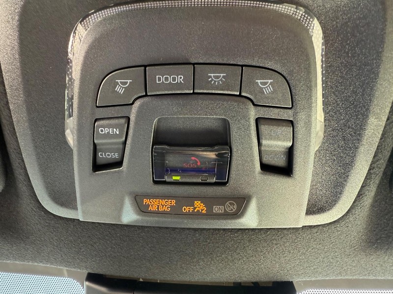 Toyota Corolla Vehicle Image 17