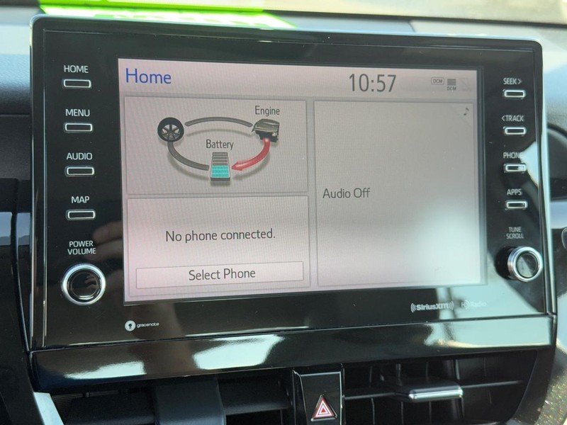 Toyota Camry Hybrid Vehicle Image 17