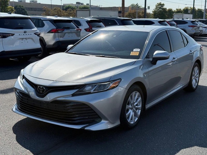 Toyota Camry Vehicle Image 08