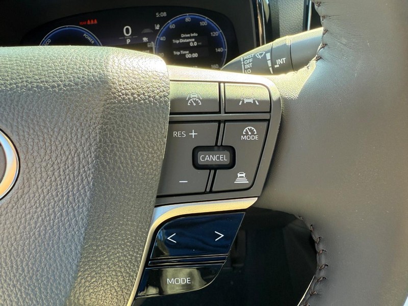 Toyota Camry Vehicle Image 09