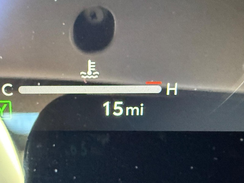 Toyota Camry Vehicle Image 18