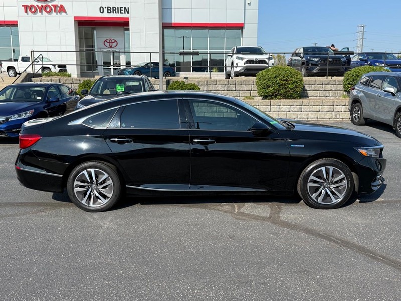 Honda Accord Hybrid Vehicle Image 02