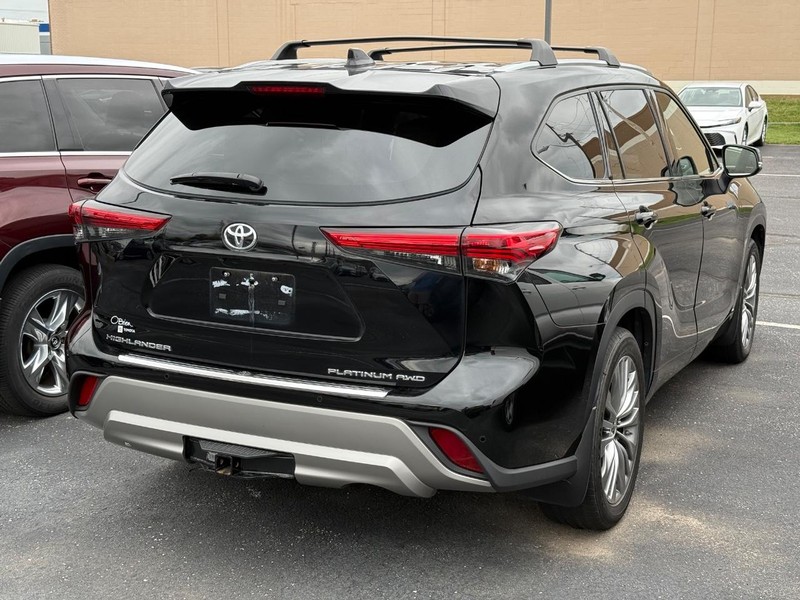 Toyota Highlander Vehicle Image 04