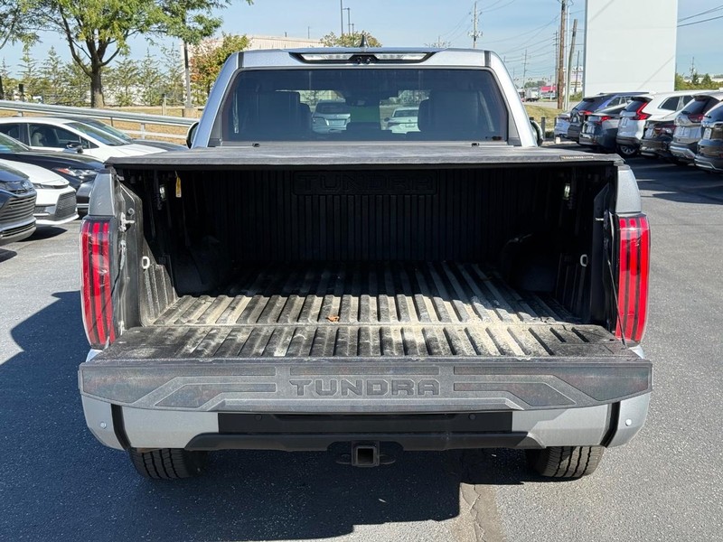 Toyota Tundra 4WD Vehicle Image 07