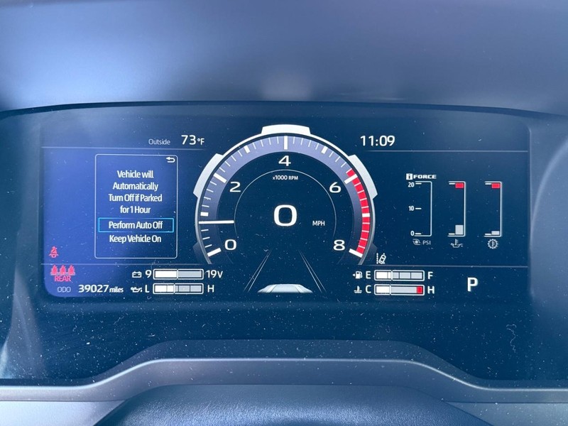Toyota Tundra 4WD Vehicle Image 22