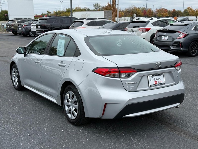 Toyota Corolla Vehicle Image 05