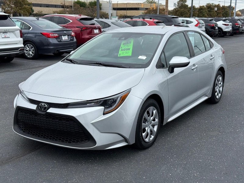 Toyota Corolla Vehicle Image 08