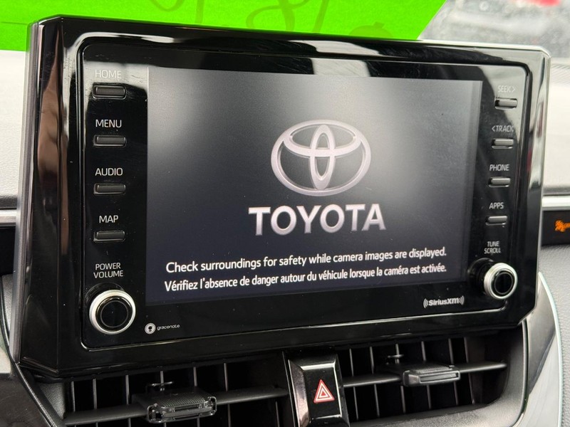 Toyota Corolla Vehicle Image 15