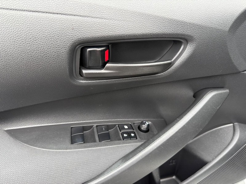 Toyota Corolla Vehicle Image 22