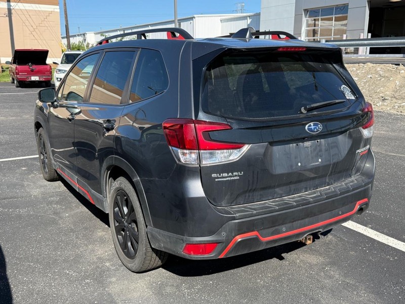 Subaru Forester Vehicle Image 03