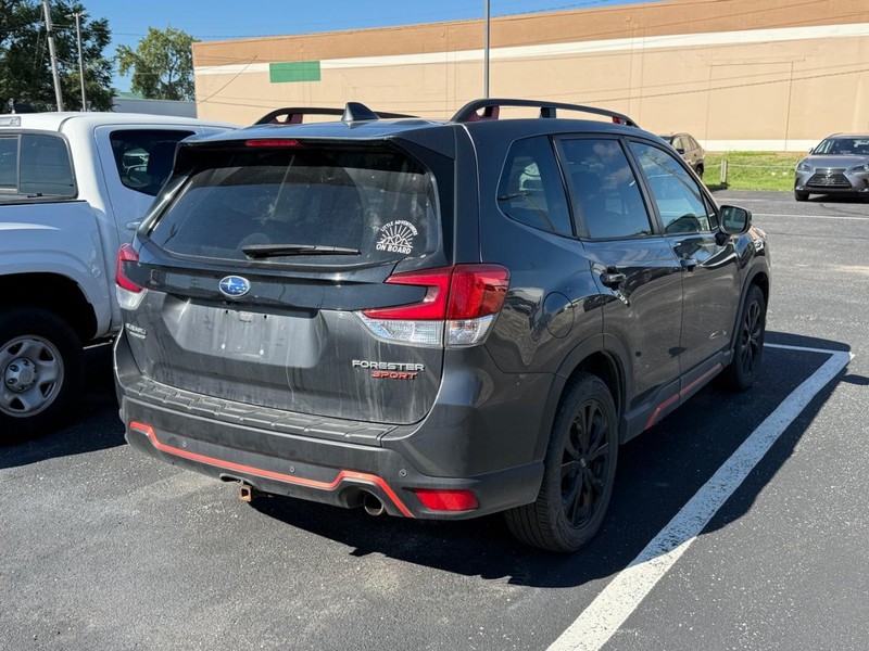 Subaru Forester Vehicle Image 04