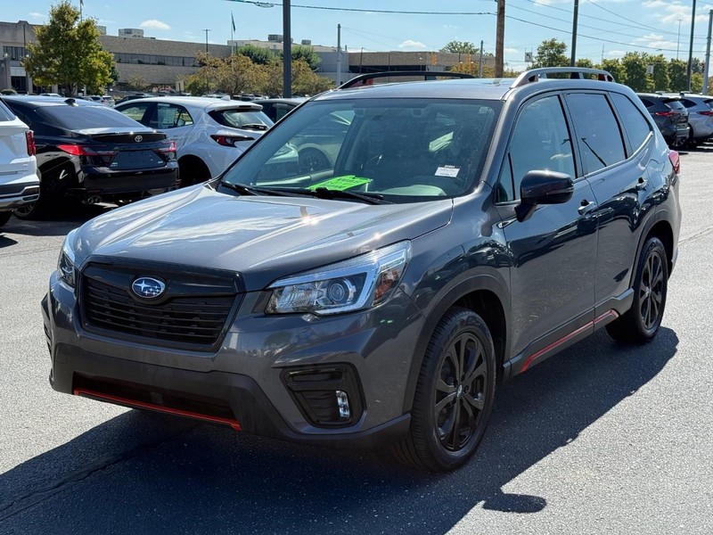 Subaru Forester Vehicle Image 09
