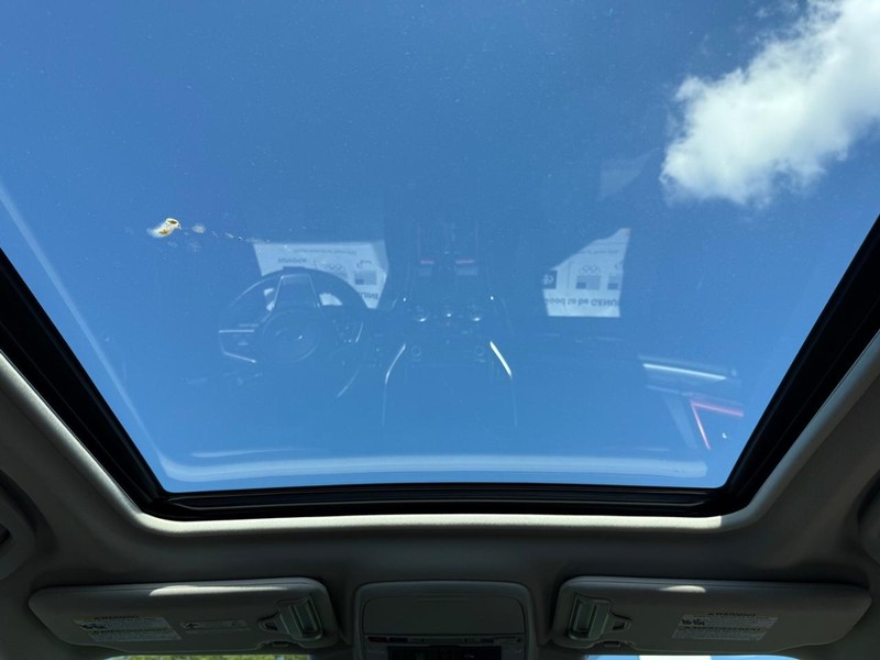 Subaru Forester Vehicle Image 12