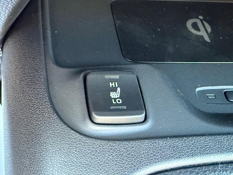 Toyota Corolla Vehicle Image 14