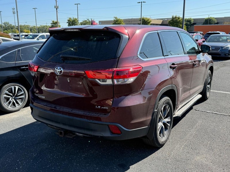 Toyota Highlander Vehicle Image 04