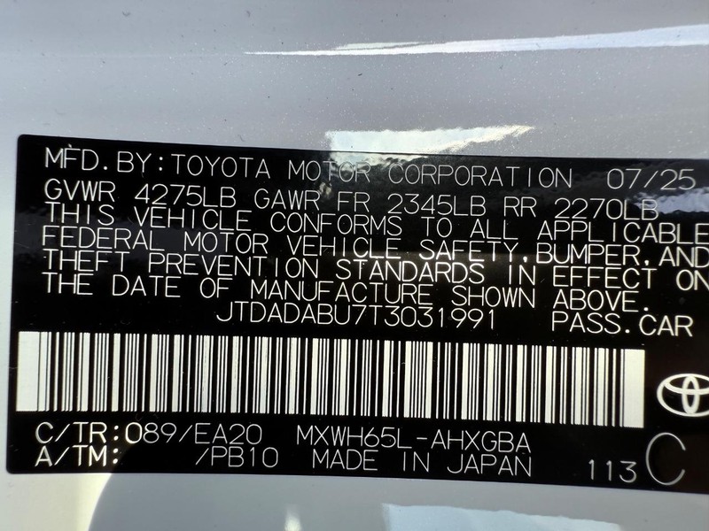 Toyota Prius Vehicle Image 20
