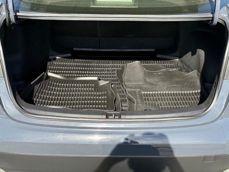 Toyota Corolla Vehicle Image 07