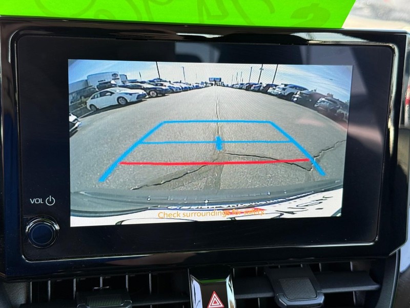 Toyota Corolla Vehicle Image 16