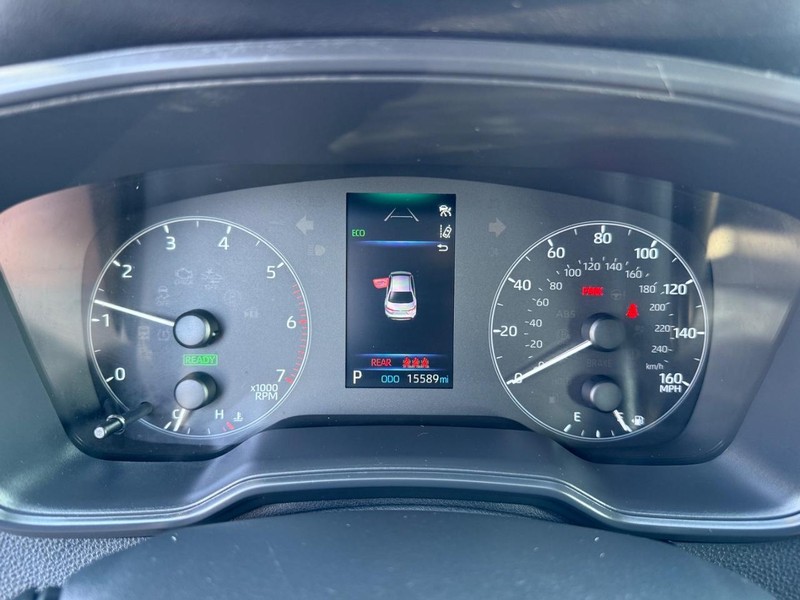 Toyota Corolla Hybrid Vehicle Image 19