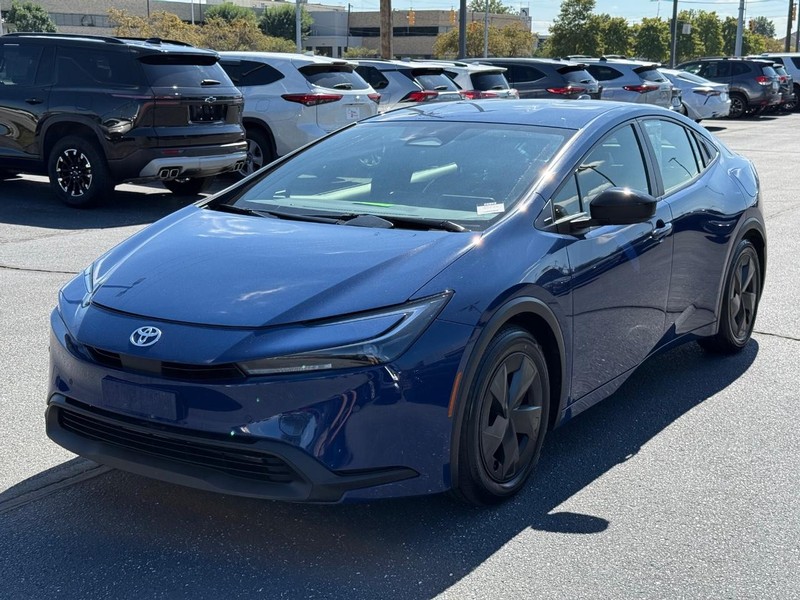 Toyota Prius Vehicle Image 08