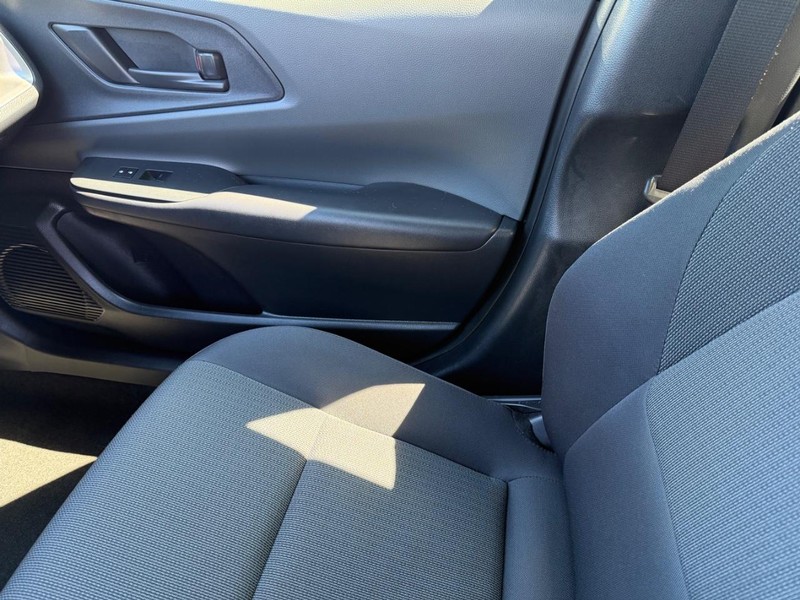 Toyota Prius Vehicle Image 20