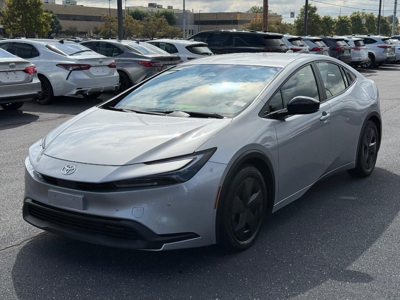 Toyota Prius Vehicle Image 08