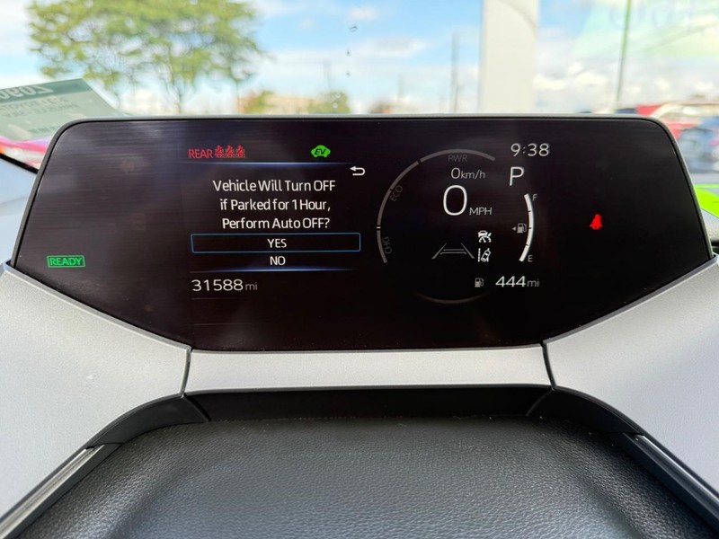Toyota Prius Vehicle Image 21