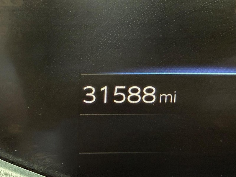 Toyota Prius Vehicle Image 22