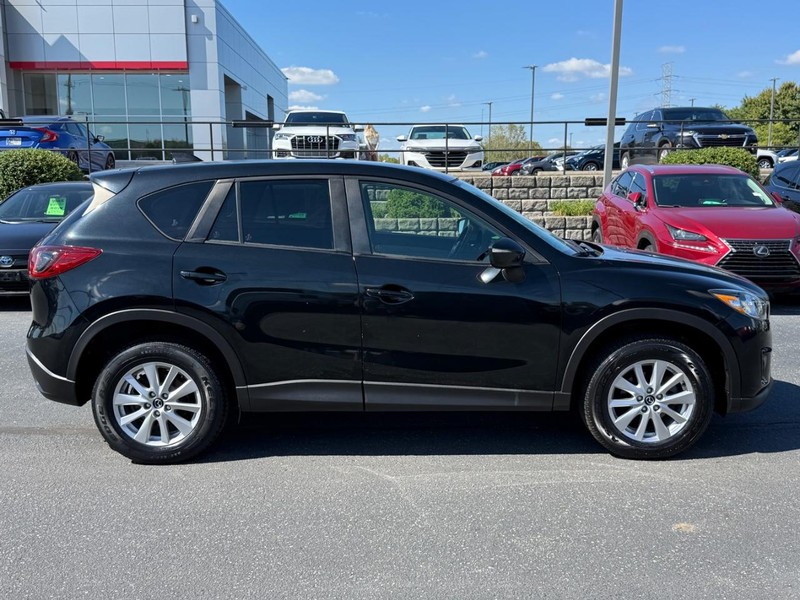 Mazda CX-5 Vehicle Image 02